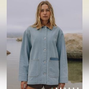 Daily Drills DENIM BARN JACKET
Color: Denim + Mousse Collar